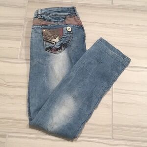 Final Price. Revolt Jeans Blue Jeans With Pink Designs. Size 28